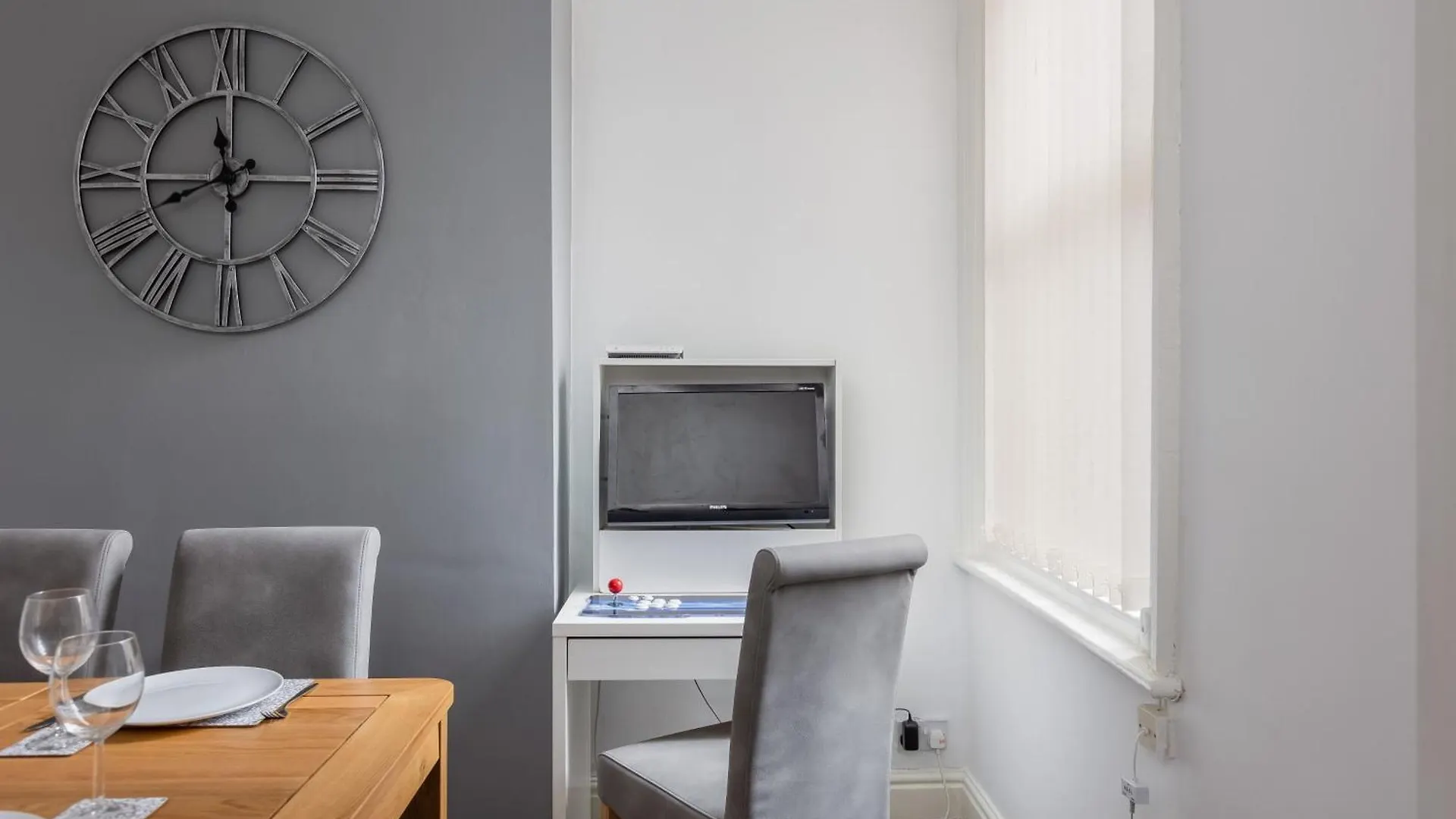 Coastal Escape Close To North Bay- Pet Friendly Scarborough Dom wakacyjny